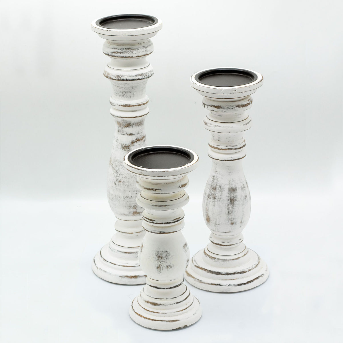 Alder Whitewashed Mango-Wood Candle Holder — Medium