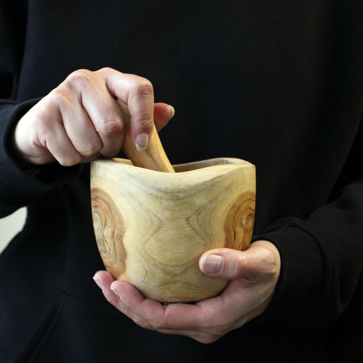 Kanso Jati-Wood Pestle and Mortar — Large